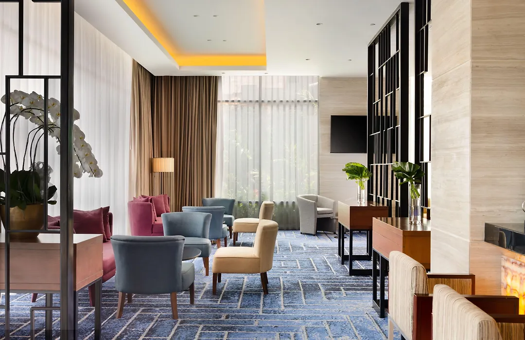 Holiday Inn & Suites Jakarta Gajah Mada By Ihg-1
