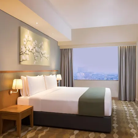 Holiday Inn & Suites Jakarta Gajah Mada By Ihg-3